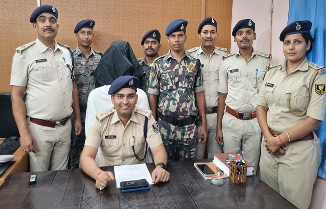 چراغ پاسوان کو بم سے اڑانے کی دھمکی دینے والا نوجوان بیگوسرائے سے گرفتار