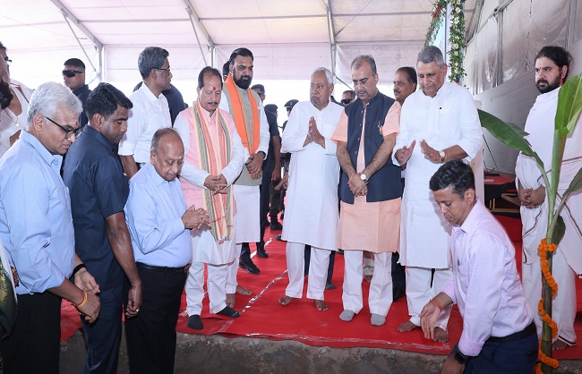 وزیر اعلیٰ نے پٹنہ کےآر جھن جھن والا شنکراآئی اسپتال پٹنہ کارکھا سنگ بنیاد