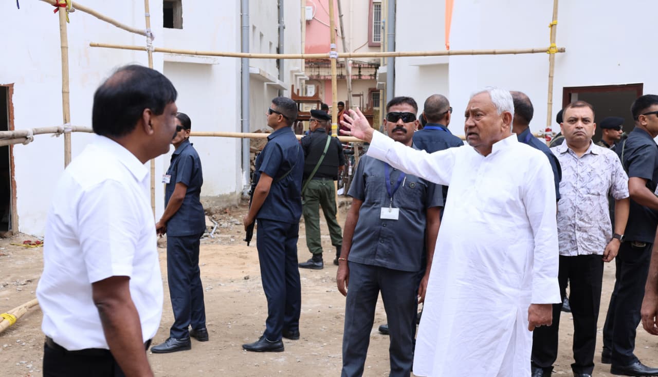 وزیر اعلیٰ نے للت نارائن مشرا اکنامک ڈیولپمنٹ اینڈ سوشل چینج انسٹی ٹیوٹ کا معائنہ کیا