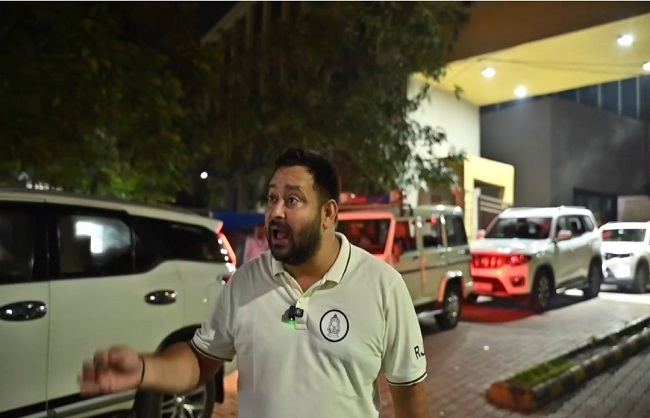 اچانک پورنیہ جی ایم سی ایچ پہنچے تیجسوی یادو