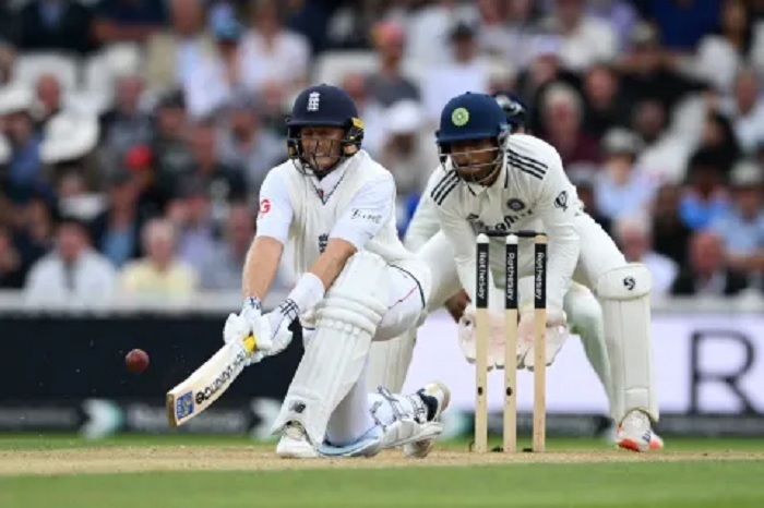 اوول ٹیسٹ کا چوتھا دن: انگلینڈ 339/6، بھارت کو جیتنے کے لیے 4 وکٹیں درکار